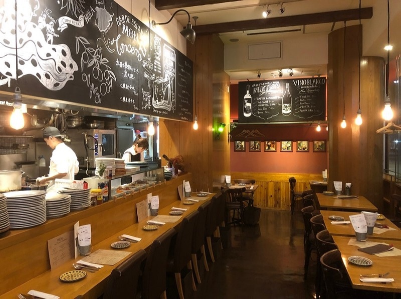 特選おせち　スペインバルMon監修　スペイン本格料理セット2人用（早割期間～11/16）（12/18（金）～ 12/29（火）お届け）
