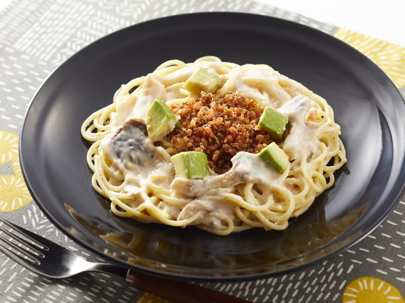 サーモンと雑穀の豆乳クリームパスタ