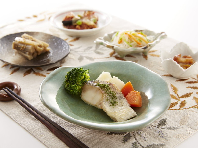鱈(タラ)の洋風グリルと温野菜
